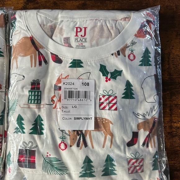 3 sets of PJ Place Adult Matching Family Christmas  Pajama Set 2 L, 1 Sm NWT - Picture 6 of 6
